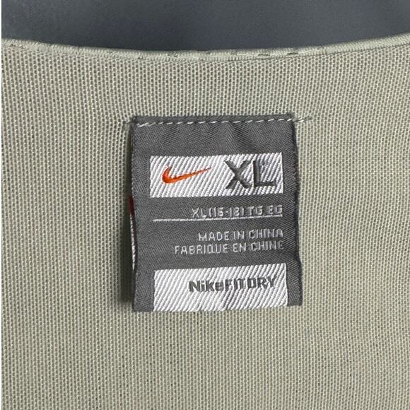 Nike Fit Dry XL Racerback Tank V Neck Athletic Built in Bra Sportswear Tennis - Picture 3 of 6